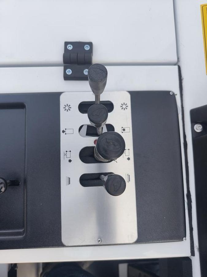 Used INDUSTRIAL FLOOR SCRUBBER DULEVO 120 EH ELECTRIC