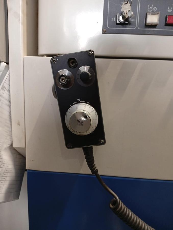 Used 2000 DAEWOO VERTICAL ROTOPALLET WORKING CENTER mod.ACE-VC 500