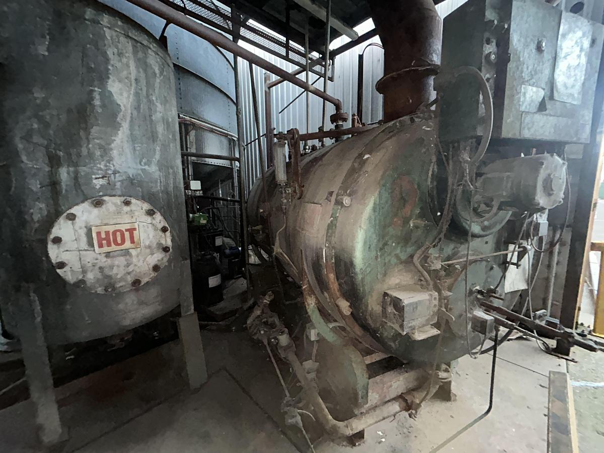 Used Complete dry petfood manufacturing plant