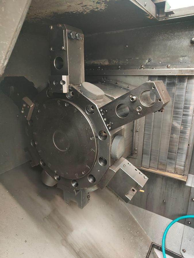 Used 2005 DOOSAN LATHE mod.QL 300HM