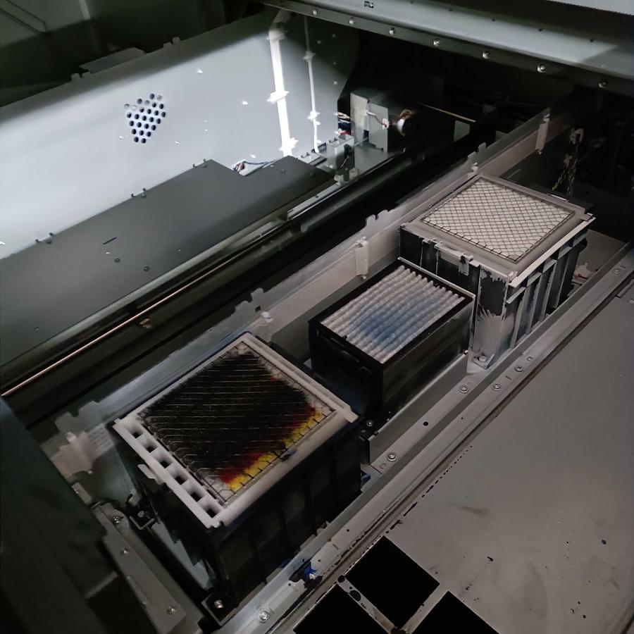 Used Epson SureColor SC-F3000 DTG Printer – Direct-to-Garment Textile Printing Machine