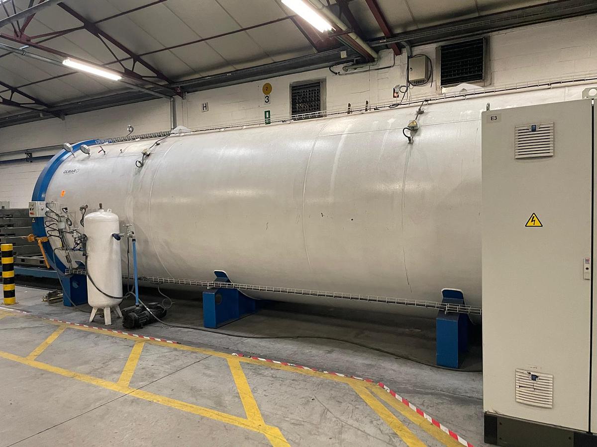 Used 2018 OLMAR AT-2600/10000 Glass Autoclave 