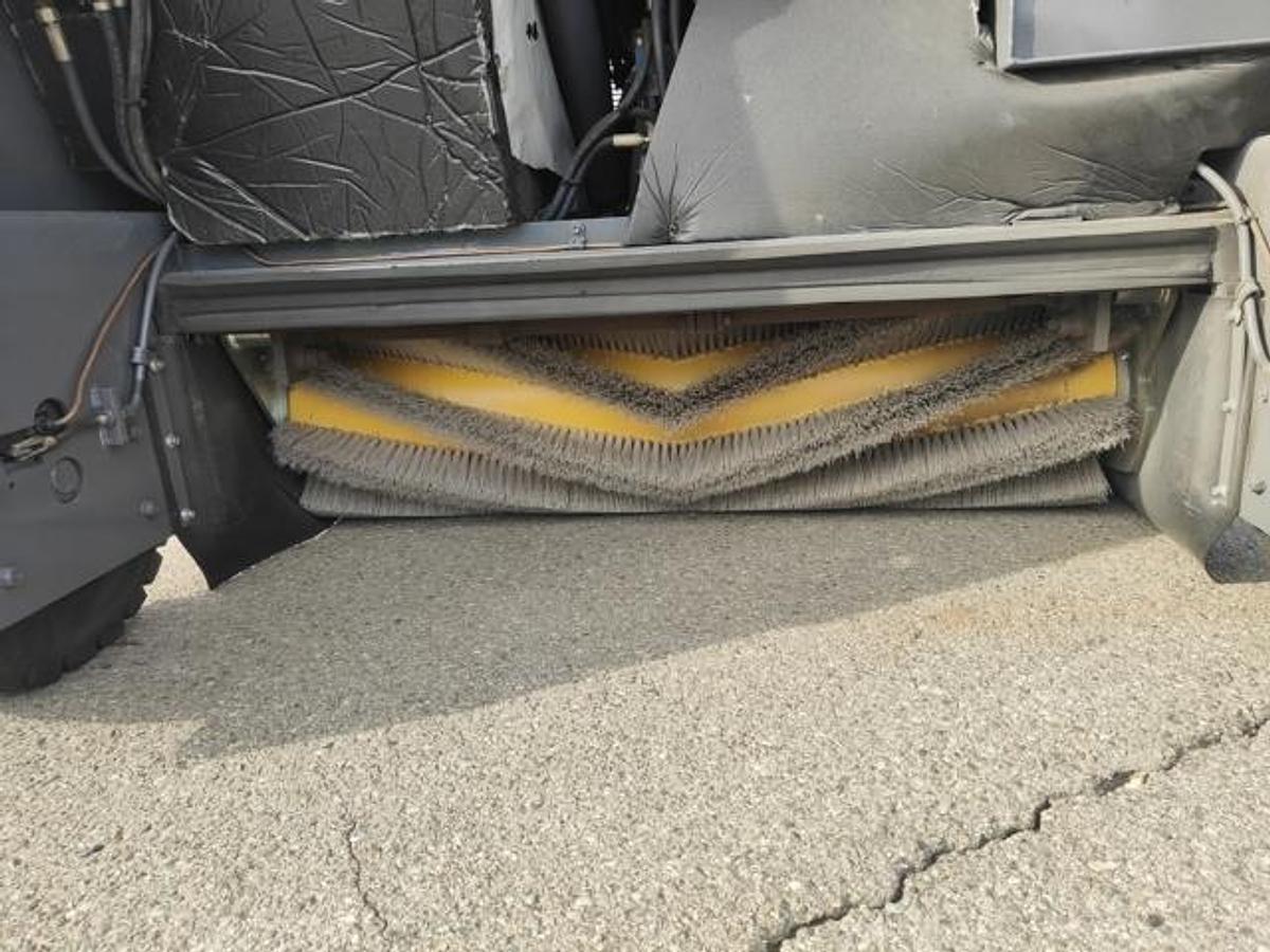 Used INDUSTRIAL FLOOR SCRUBBER DULEVO 120 EH ELECTRIC