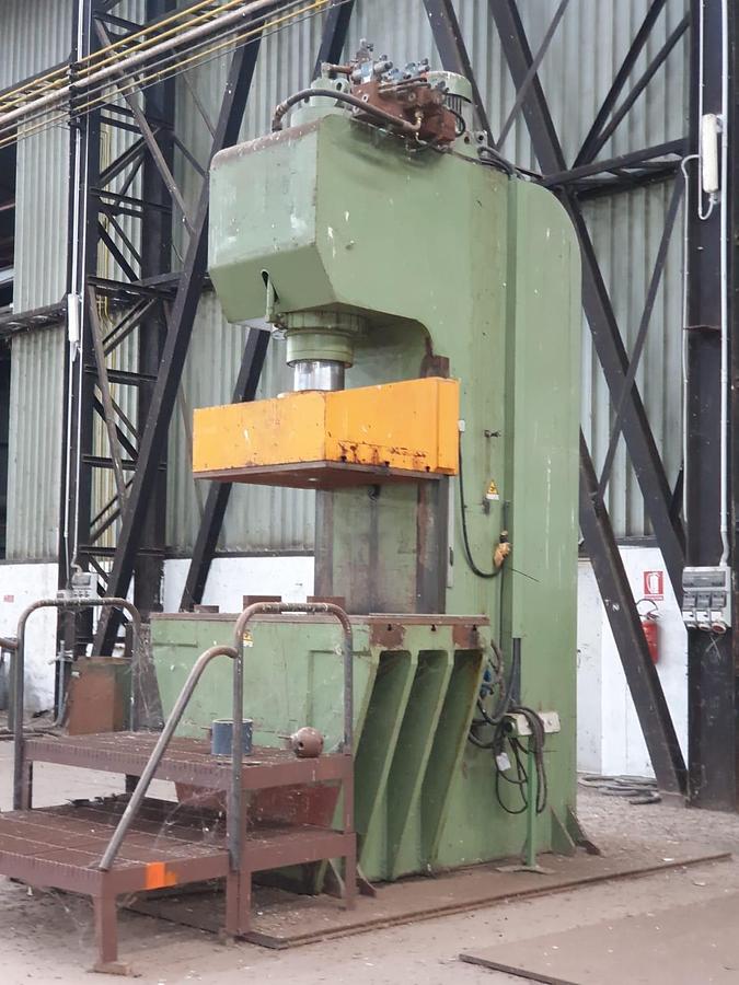 Used 400 TON HYDRAULIC SWAN NECK PRESS