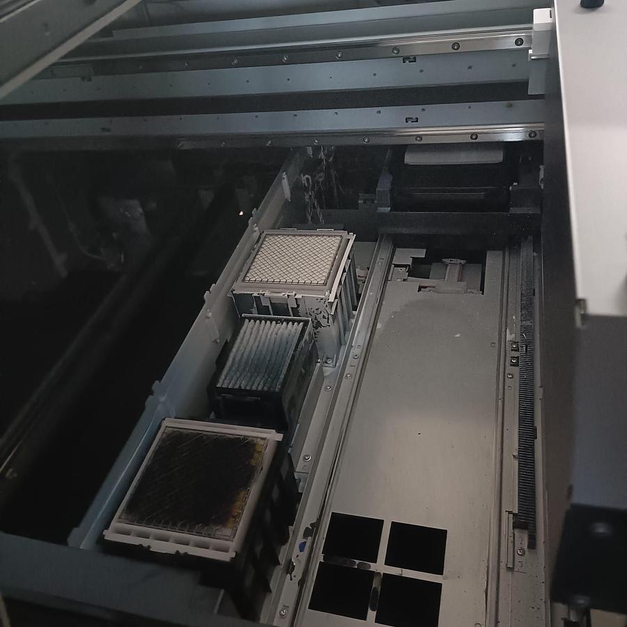 Used Epson SureColor SC-F3000 DTG Printer – Direct-to-Garment Textile Printing Machine