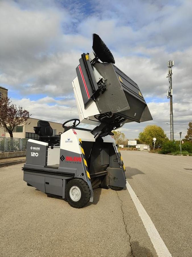 Used INDUSTRIAL FLOOR SCRUBBER DULEVO 120 EH ELECTRIC