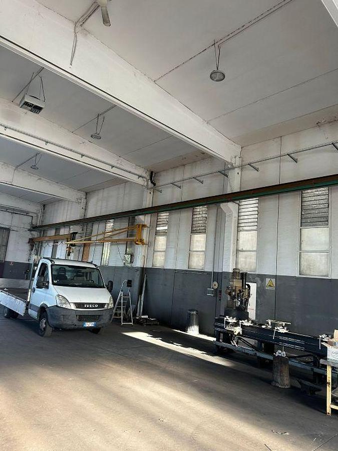 Used 2008 Foroni & Mattioli 3.2 ton overhead crane