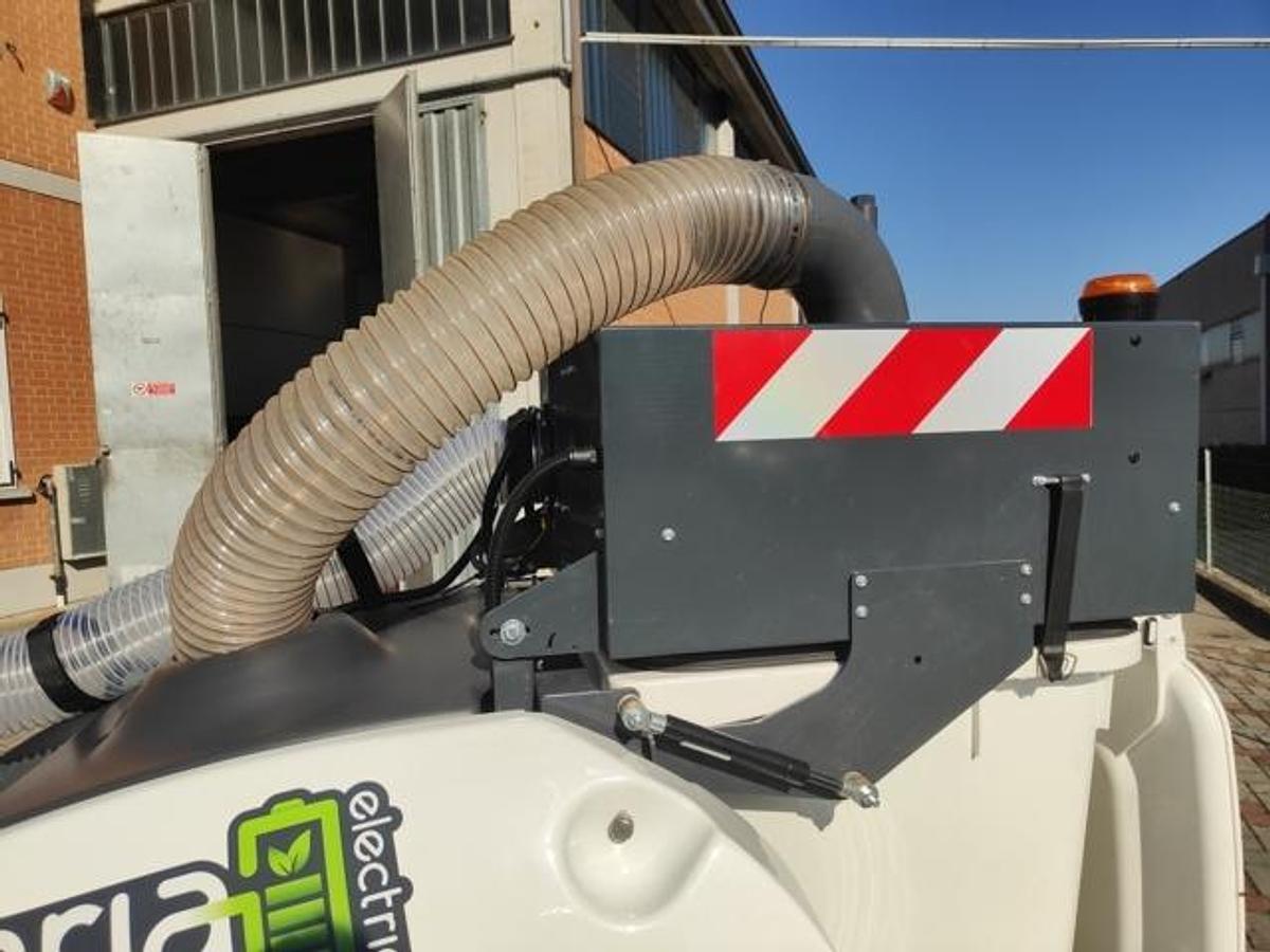 Used 2022 URBAN VACUUM TSM ARIA 240 REVISED