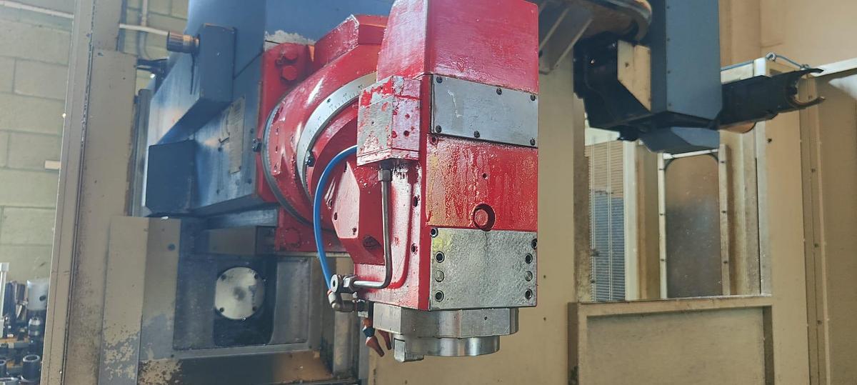 Usado FRESADORA LANDONIO FMC2200