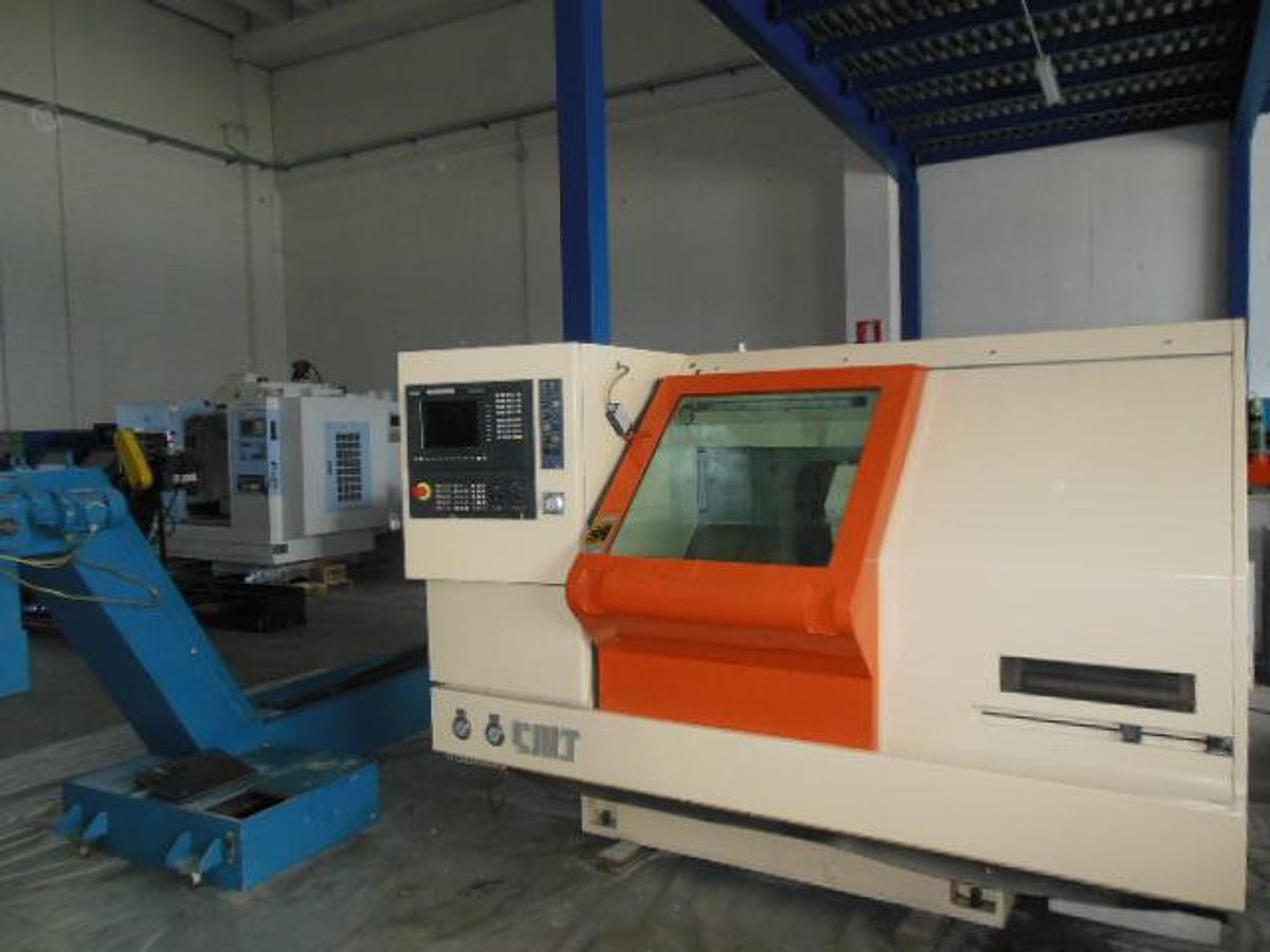 Used 2001 CMT CNC lathe mod.TEMIS