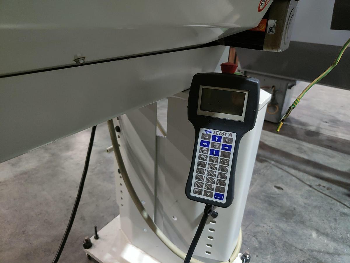 Used 2004 IEMCA MASTER 880/MP BAR PUSH LOADER