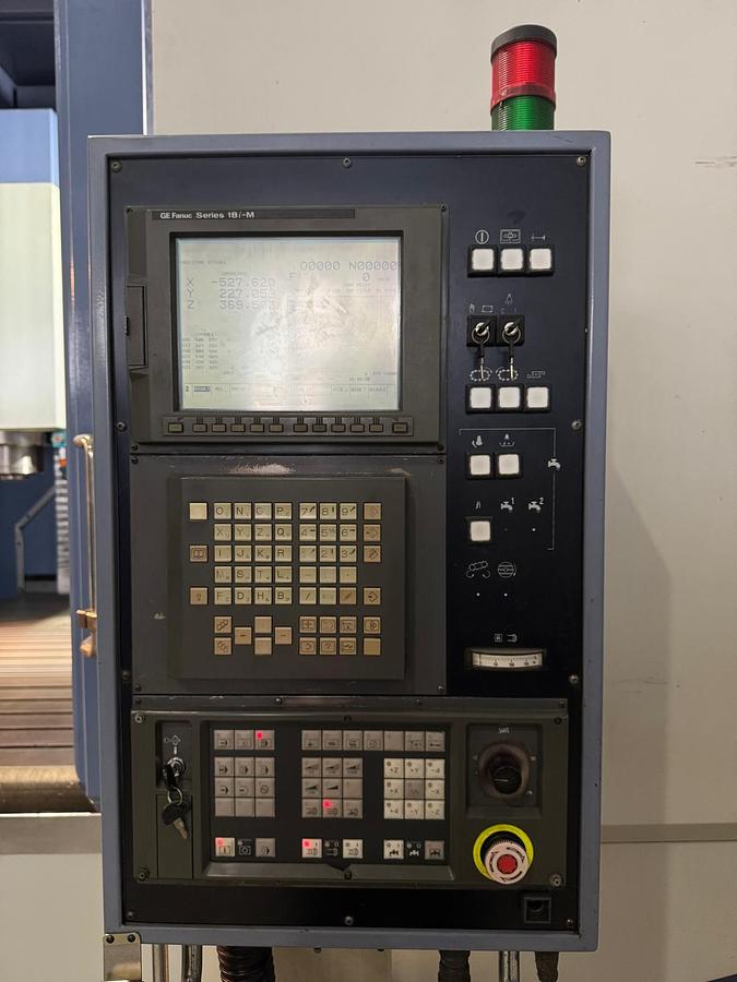 Usato 2001 CENTRO A MONTANTE MOBILE FAMUP mod.MMV 160