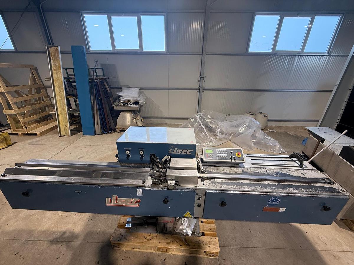 Used 2005 Butilatrice  Lisec 7,5 kg