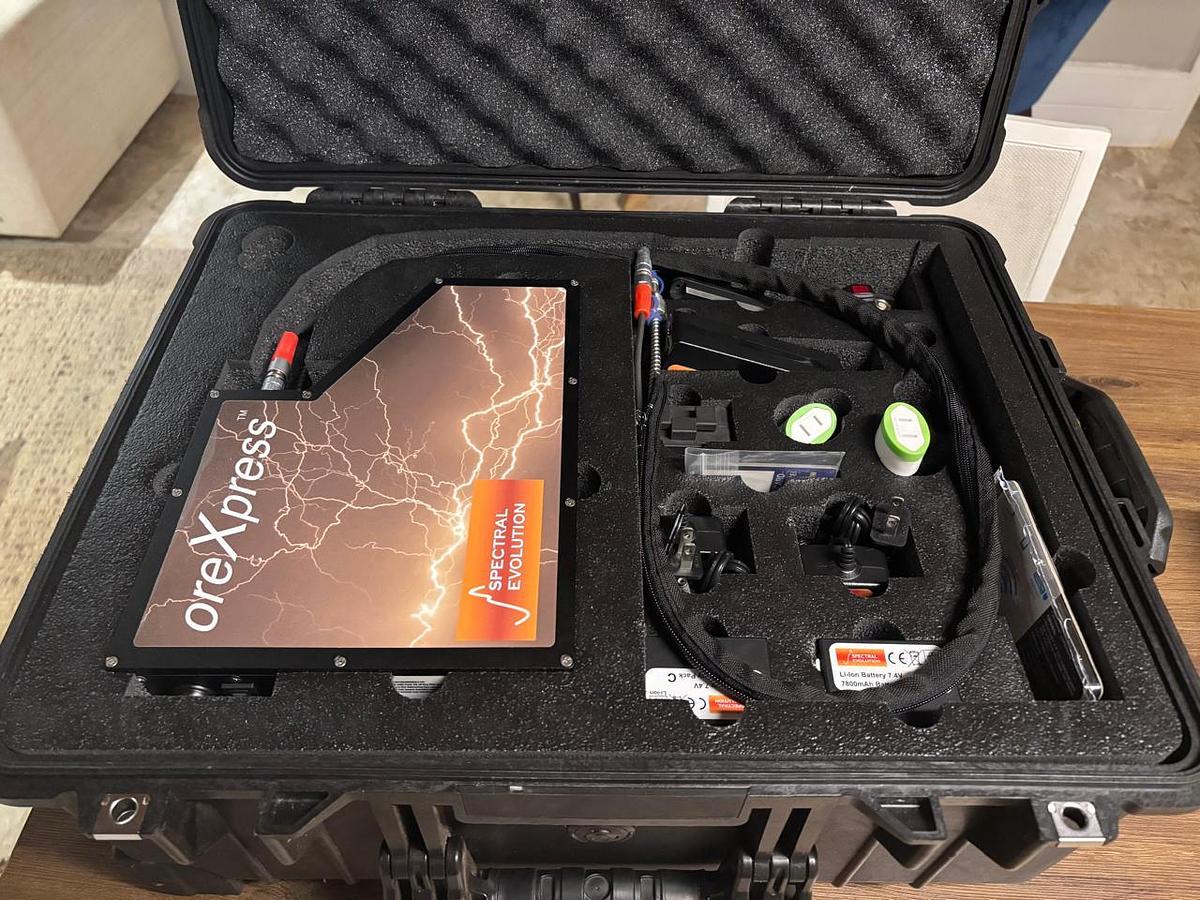 Used Spectral Evolution OreXpress SM-3500 Field Spectroradiometer System