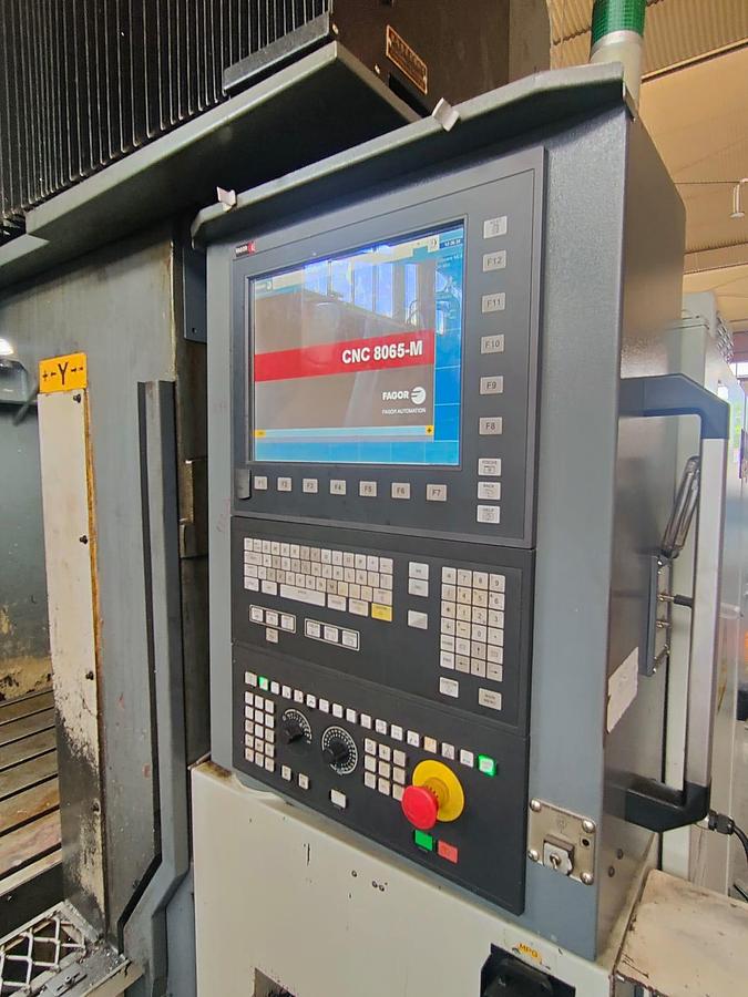 Usato 2018 CENTRO DI LAVORO VERTICALE A PORTALE GUALDONI mod.GDV 400