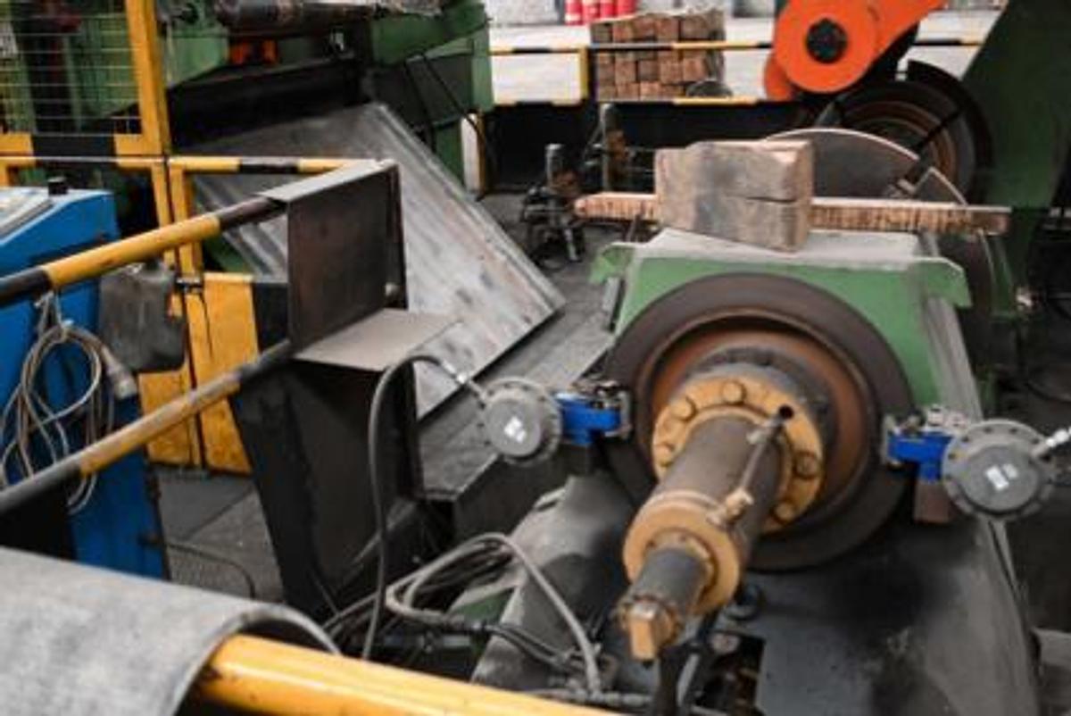 Used 1990 Bonak Cut-to-lenght machine