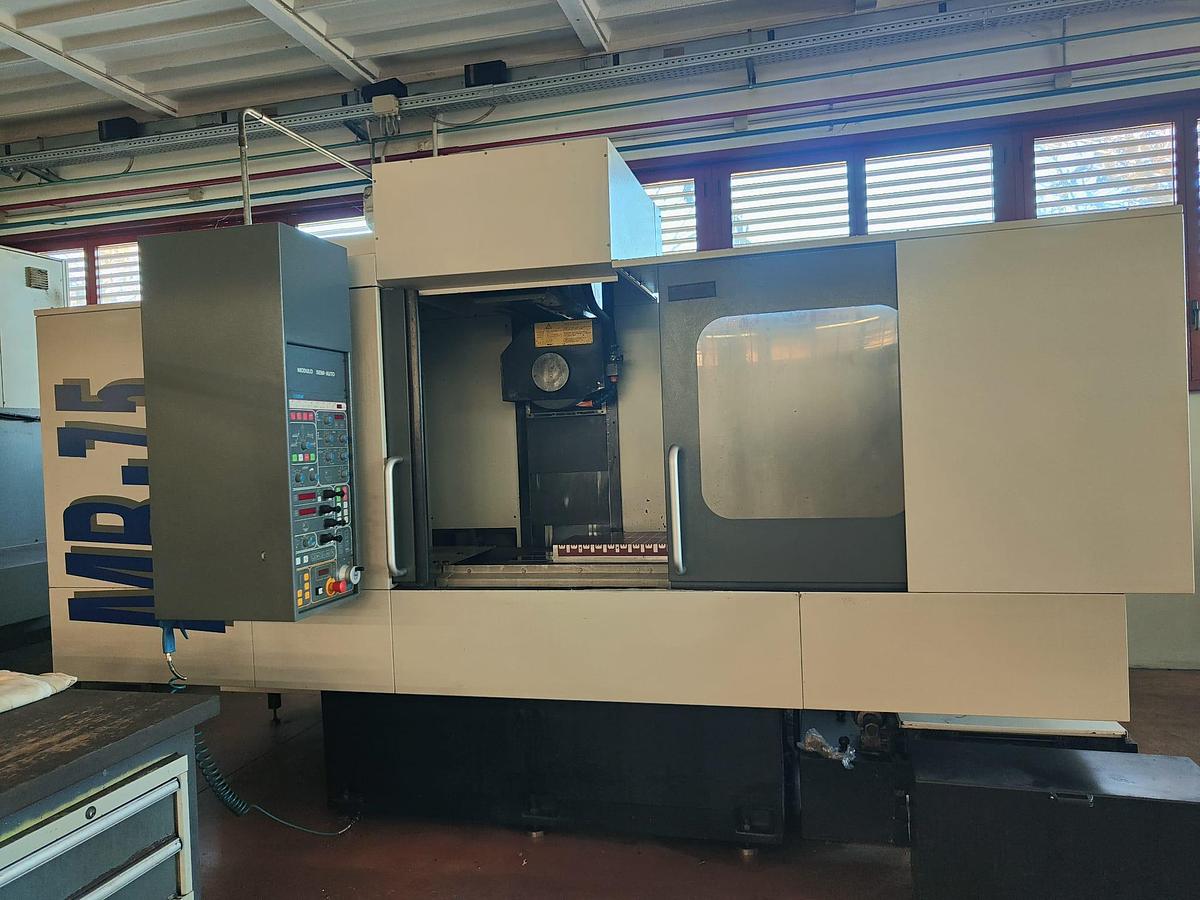 Usato 2000 HORIZONTAL GRINDING MACHINE FAVARETTO model MB75