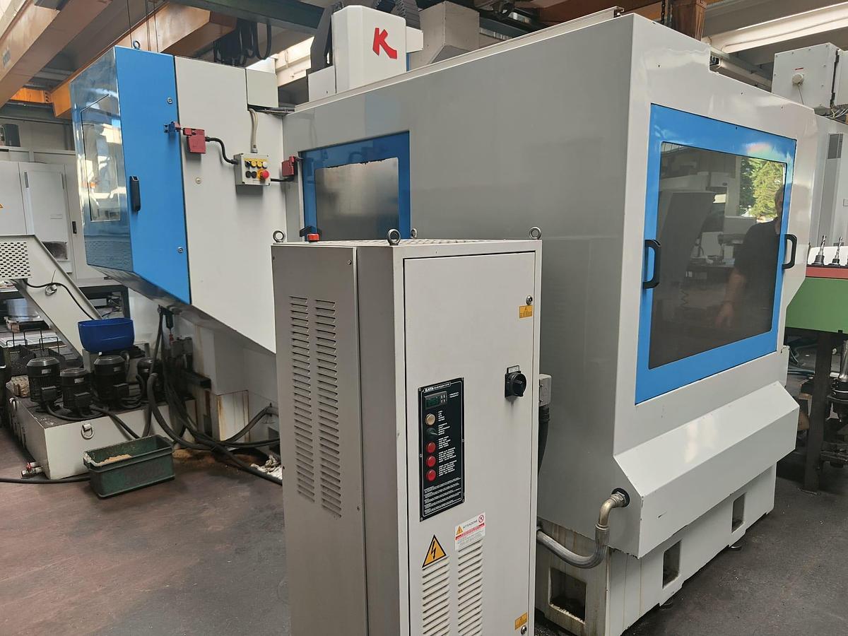 Used 2001 VERTICAL PORTAL CENTER KONDIA model.HM2010