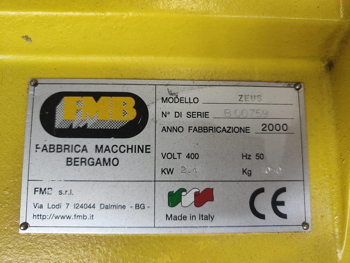 D'occasion Scie à ruban modèle ZEUS 2000 FMB