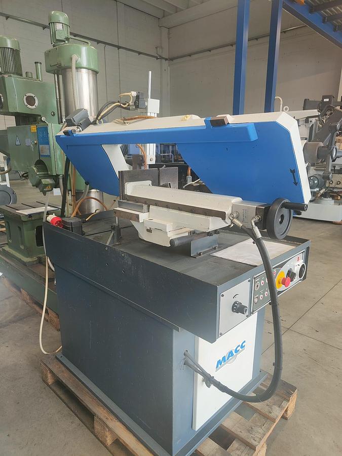 Used 2007 MACC SAWING MACHINE mod. SPECIAL 300 SI