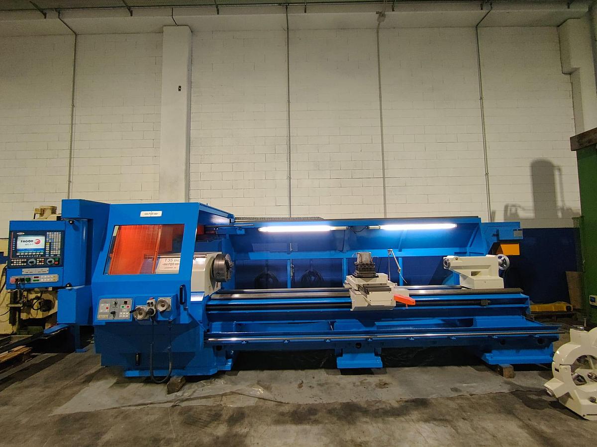 Used 2002 LATHE WITH SELF-LEARNING PBR model.T35 SNCX3000