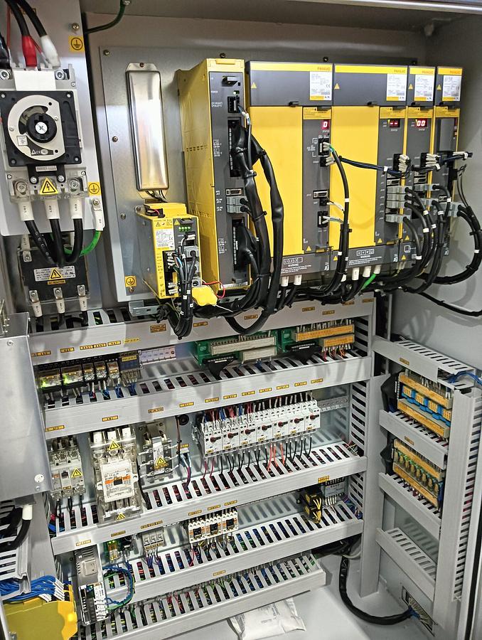 Used 2014 SAMSUNG SMEC LATHE mod.PL25LM