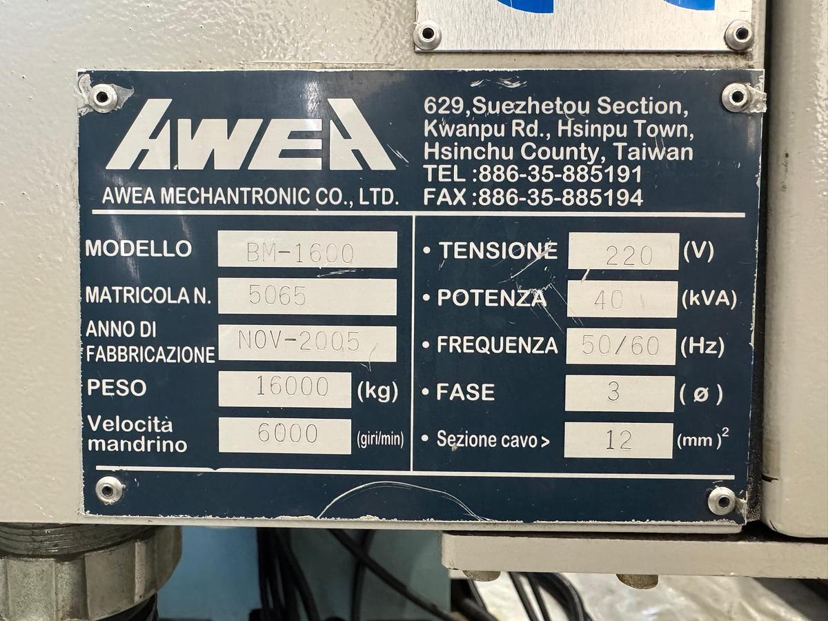 D'occasion Centre d'usinage vertical AWEA BM-1600 (2005)