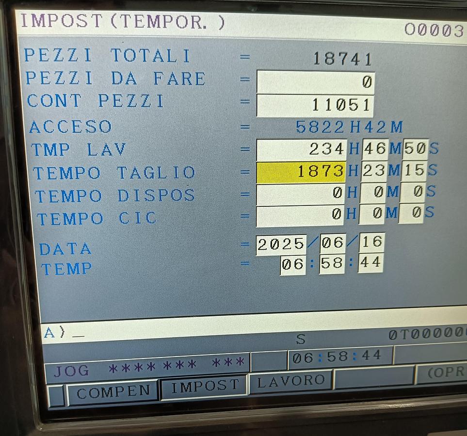 D'occasion Centre d'usinage vertical Victor 2020, modèle VCENTER-102E