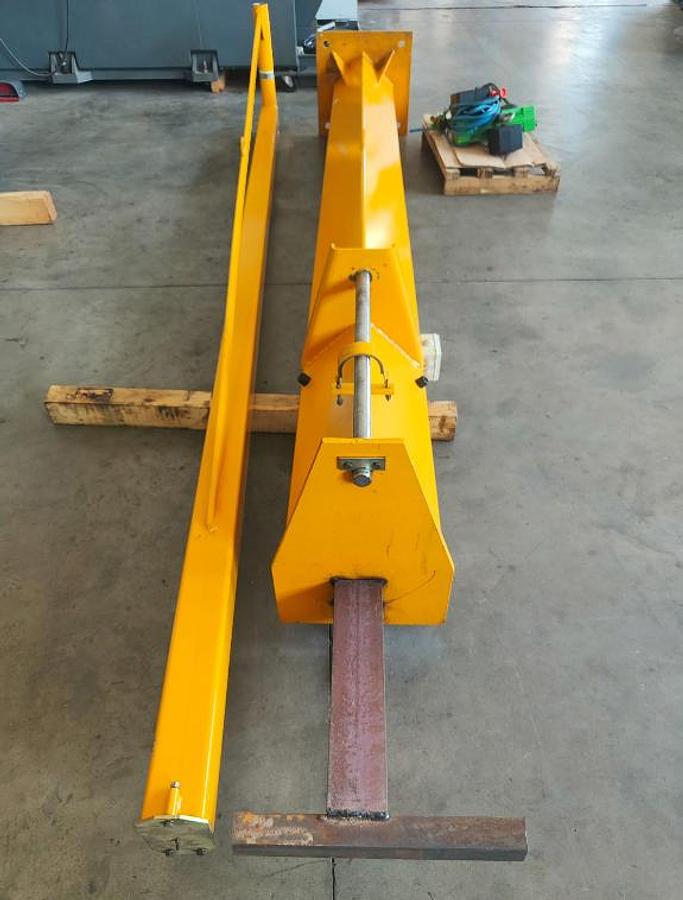 Used 2007 FLAGPOLE MLED CRANE Elephant mod. ELEPHANT