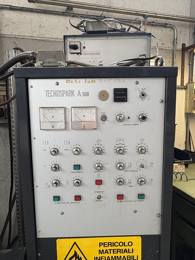Used TECNOSPARK DIE-SINKING ELECTRO-EROSION