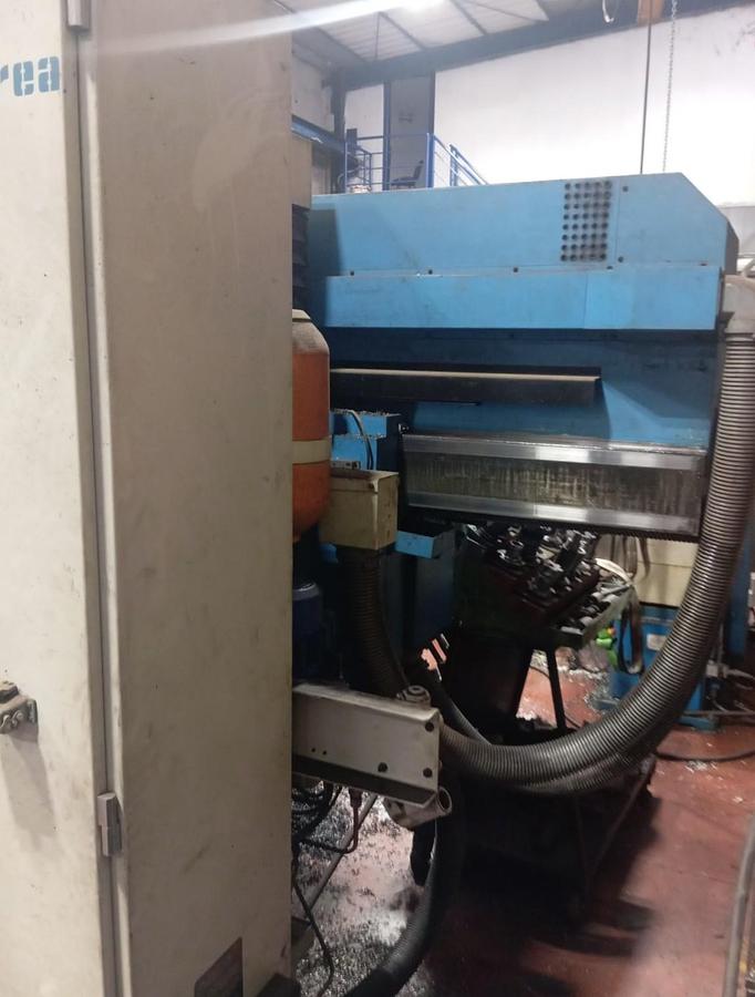 Used 1998 NICOLAS CORREA MILLING MACHINE mod.CF/17