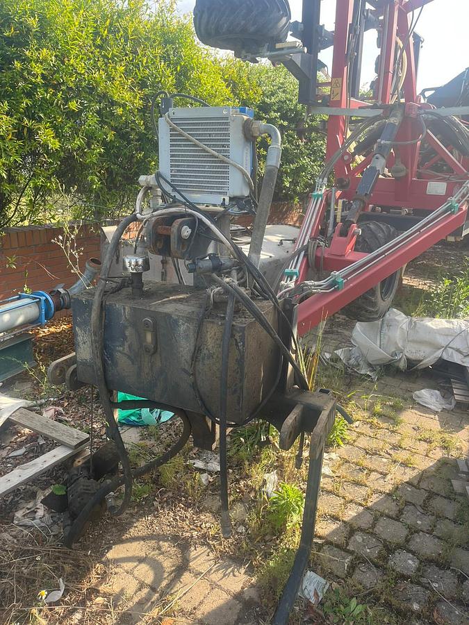 Used 2007 Tecnoagricola 451 DO Pneumatic Seed Drill