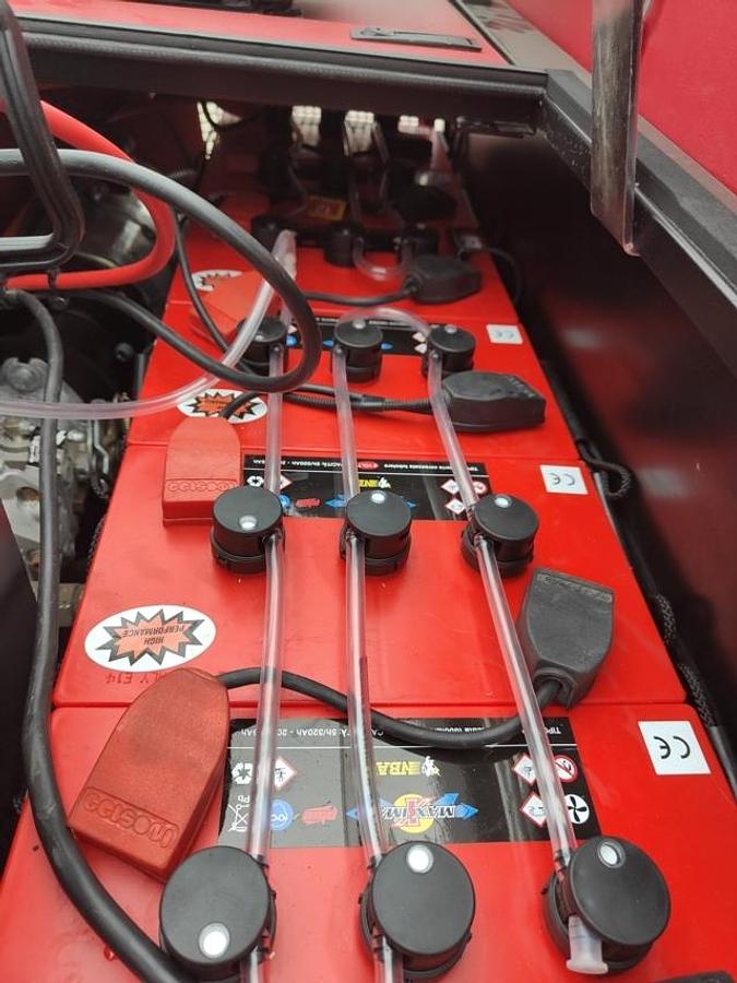 Refurbished REVISED RCm NOVE E TOP sweeper