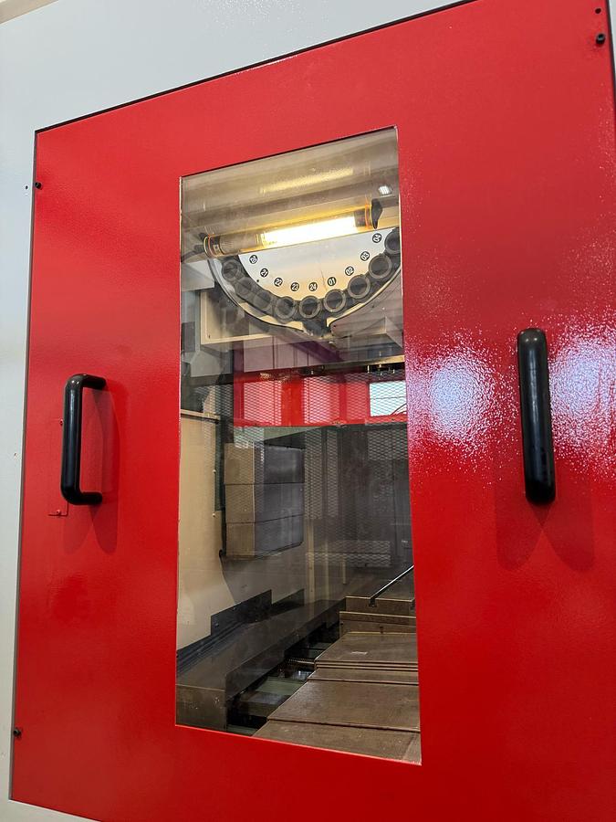 D'occasion Centre d'usinage vertical AWEA BM-1600 (2005)