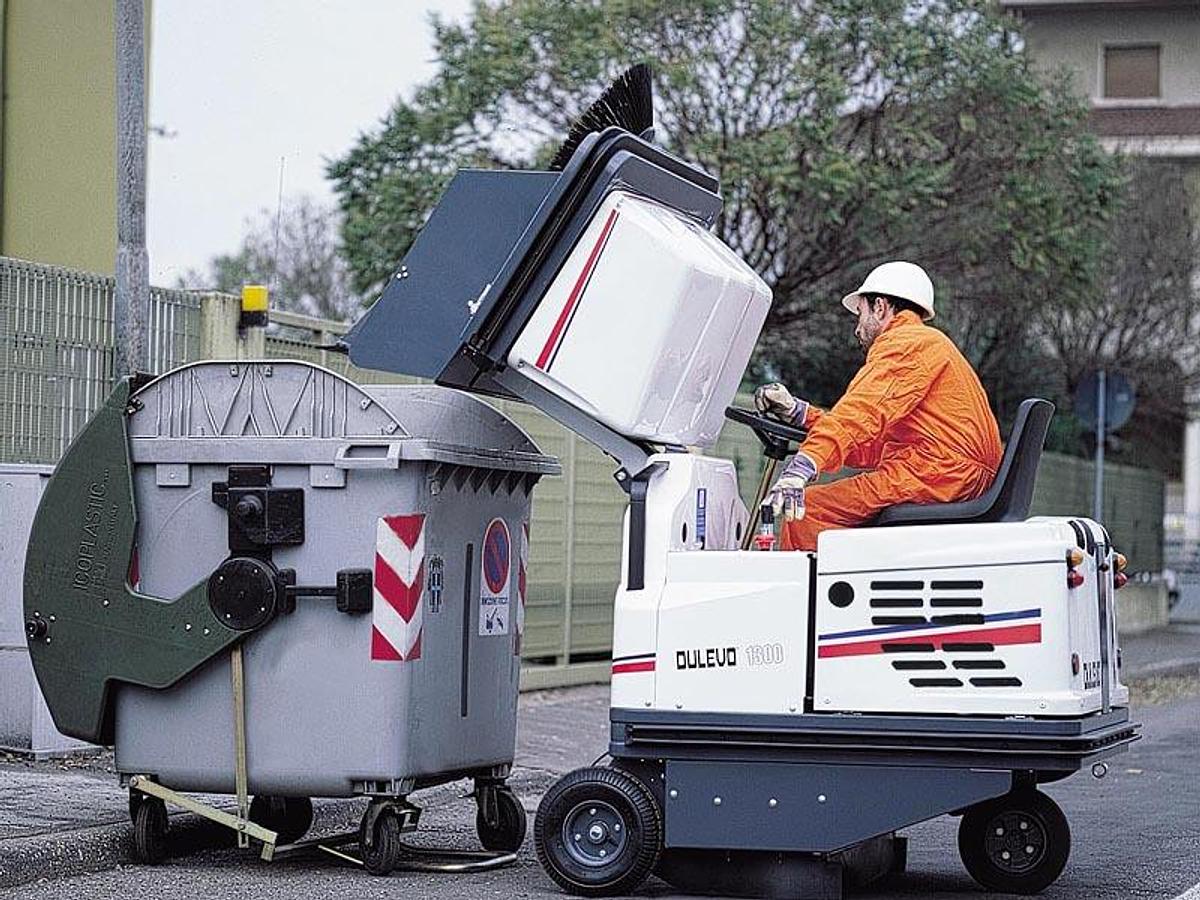 Refurbished 2022 INDUSTRIAL SWEEPER DULEVO 1300 EH RETROFITTED