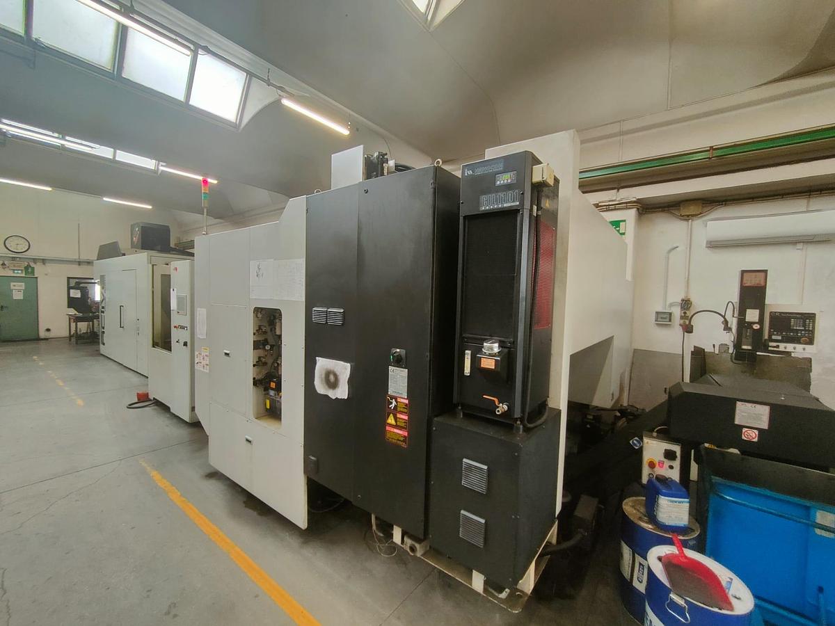 Usado CENTRO VERTICAL DOOSAN MOD. VC 630/5AX