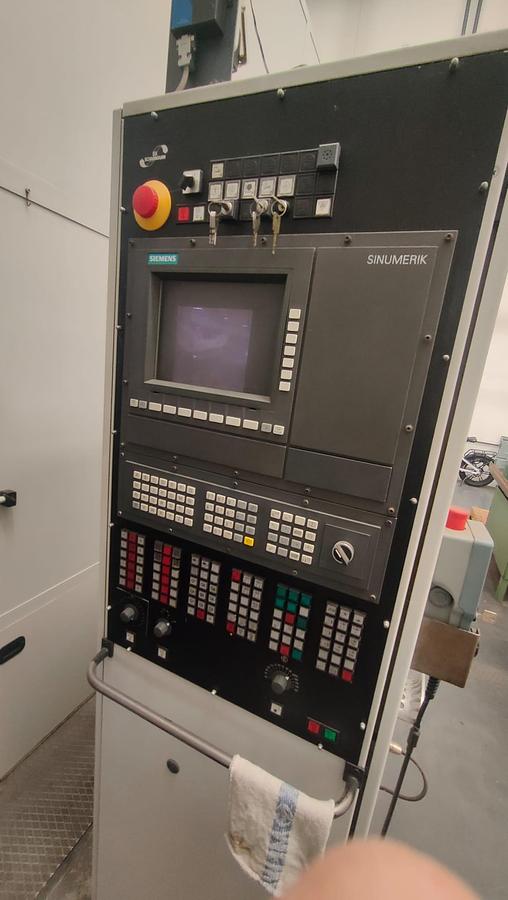 Used 1996 HORIZONTAL CENTER DOERRIES SCHARMANN model.ECOCUT 1Z TDV3
