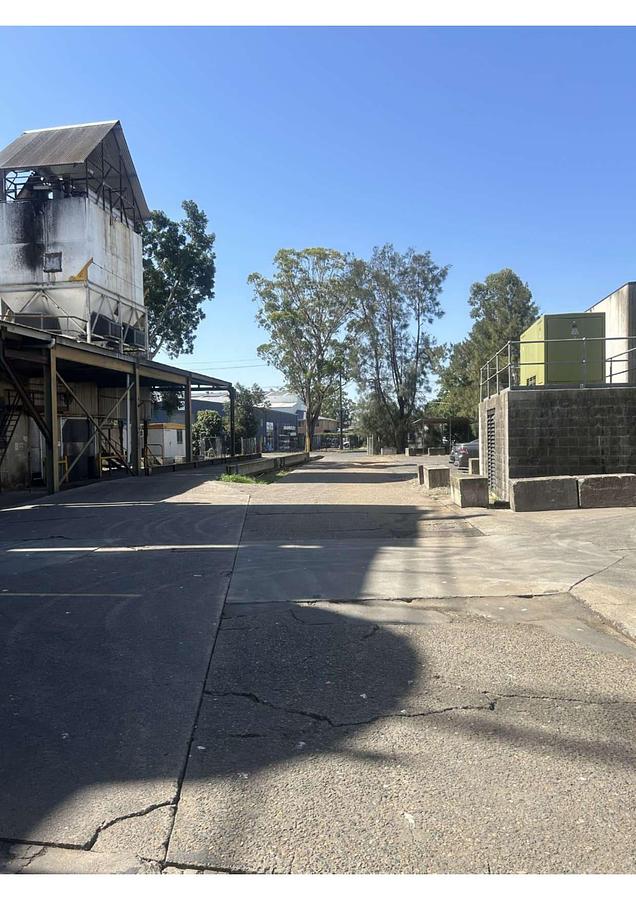 Used Complete dry petfood manufacturing plant