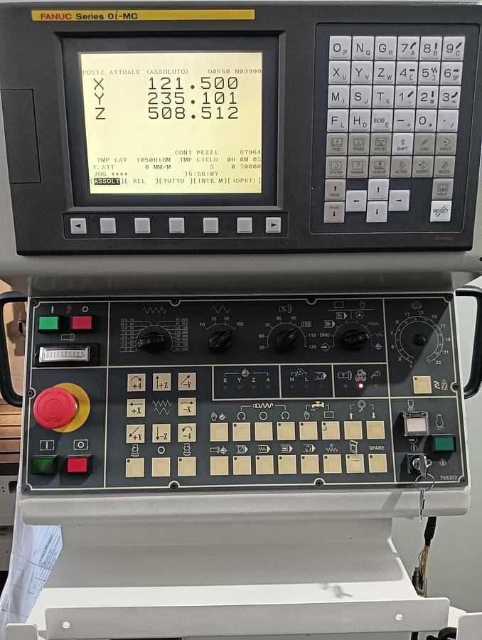 D'occasion Centre d'usinage KENT modèle KMV 10 EL 2006