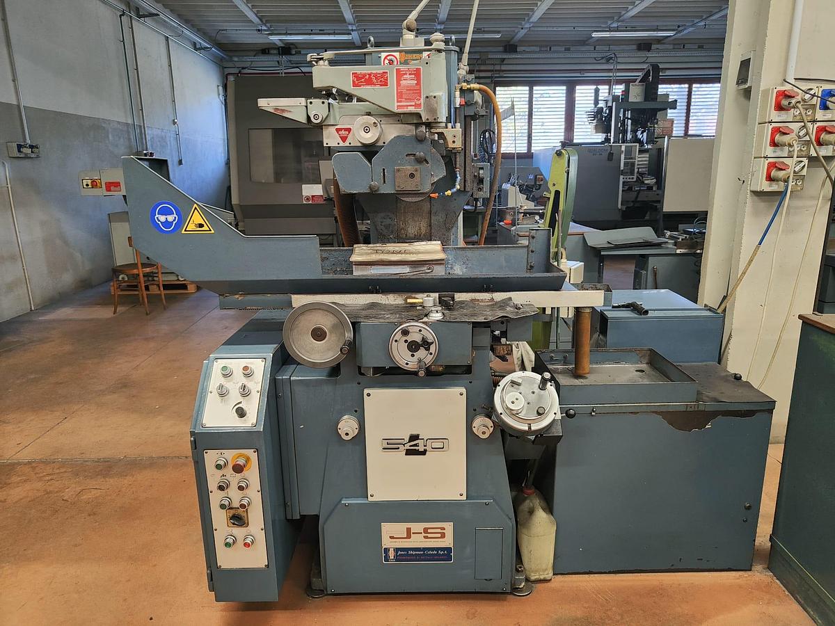 Usato 1986 TANGENTIAL STRAIGHTENING JONES & SCHIPMAN model 540