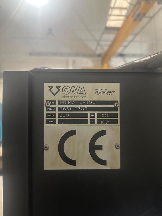 Usato 2002 ELETTROEROSIONE A FILO ONA mod.PRIMA E 400