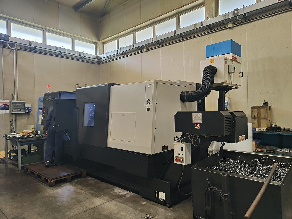 Used 2017 DOOSAN PUMA lathe mod.5100 LMB