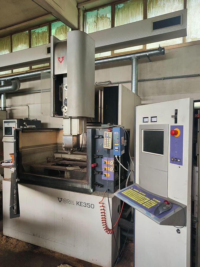 Used 2003 ONA WIRE EDM mod.KE350