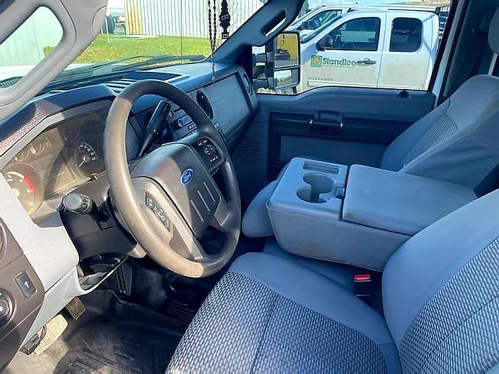 Used 2016 Ford F550 Crew Cab Service Truck ** Only 75k Miles + DEF Deleted **