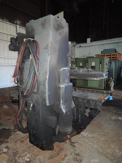Used BRITISH MOLDING MACHINE CT6 JOLT SQUEEZE ROLLOVER LIFT
