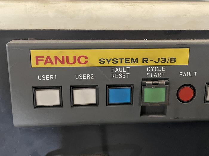 Used FANUC ARCMATE 120iB 6 AXIS CNC ROBOT WITH RJ3iB CONTROLLER
