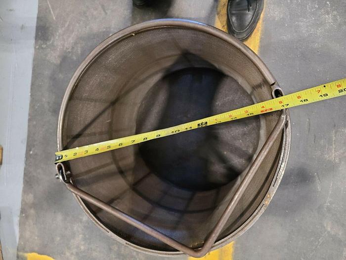 Used New Holland K90 Large Chip Spinner Oil Separator Extractor Spin off Oil + Basket