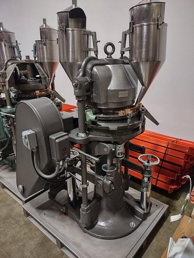 Used STOKES BB2-27  station tablet press