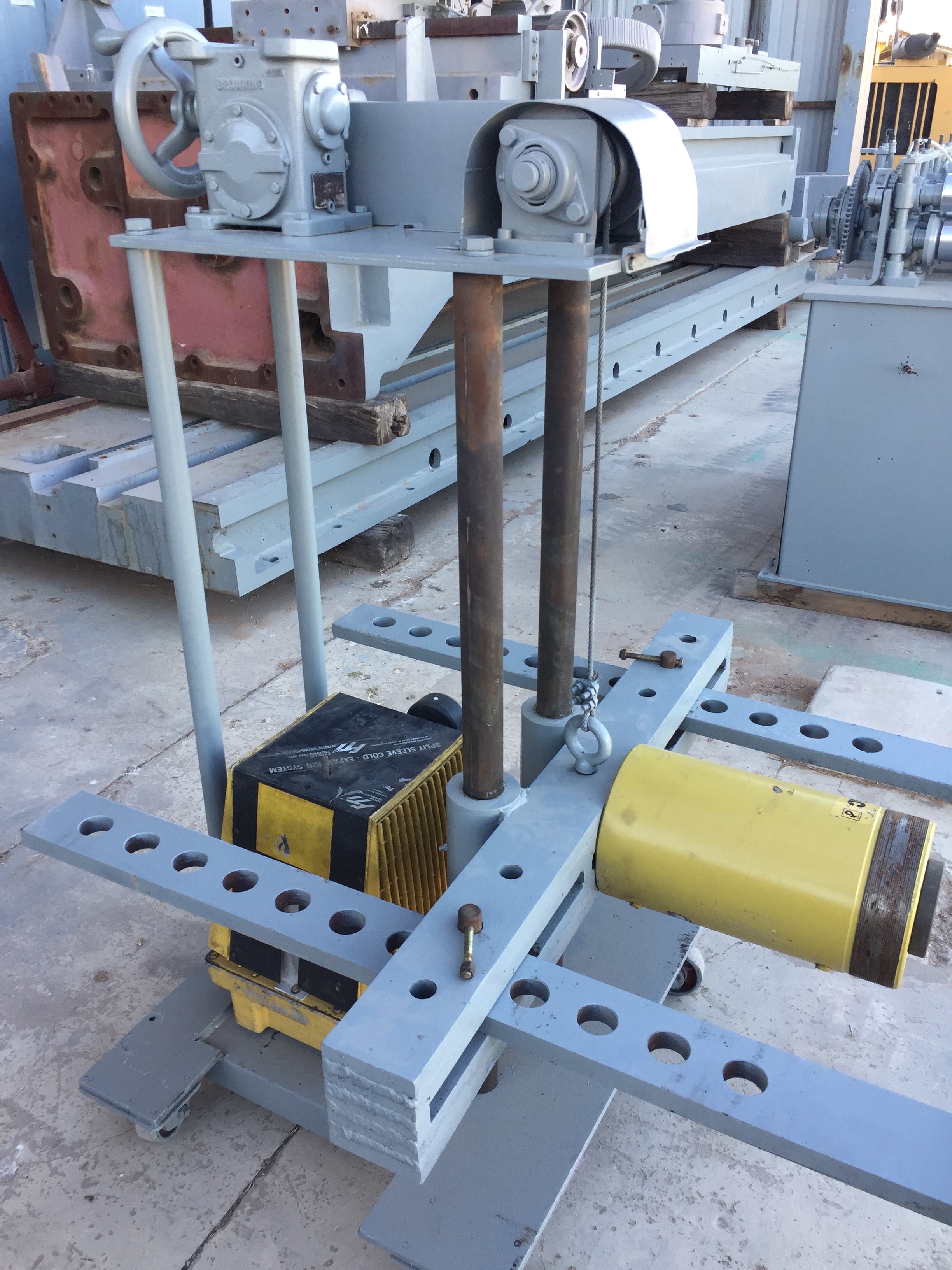 Used 150 Ton Industrial Gear / Wheel Puller