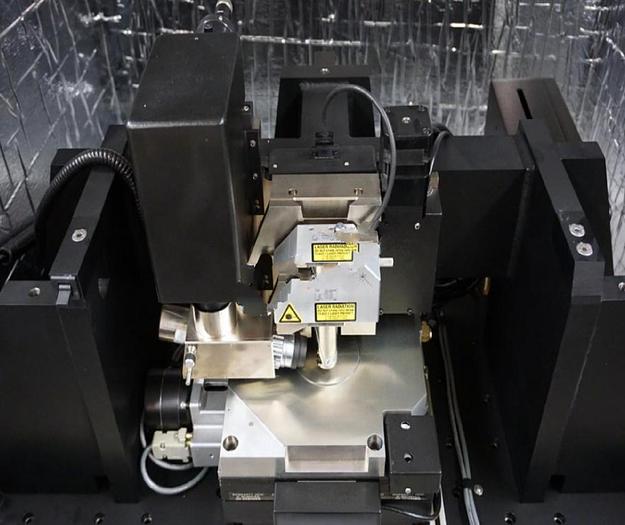 Used Veeco Digital Instruments  Large Sample Scanning Stage